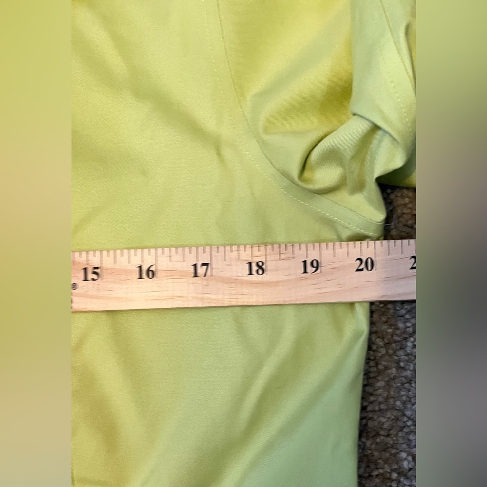 Chico’s No Iron Lime Green Button-Up Tunic size M - Picture 10 of 12